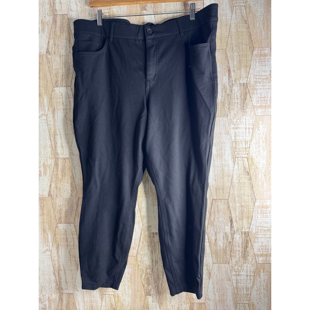 Torrid Womens Black Ponte Skinny Capri Pants Size 22R Stretch